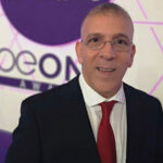 حفيظ دراجي أيقونة التعليق العربي